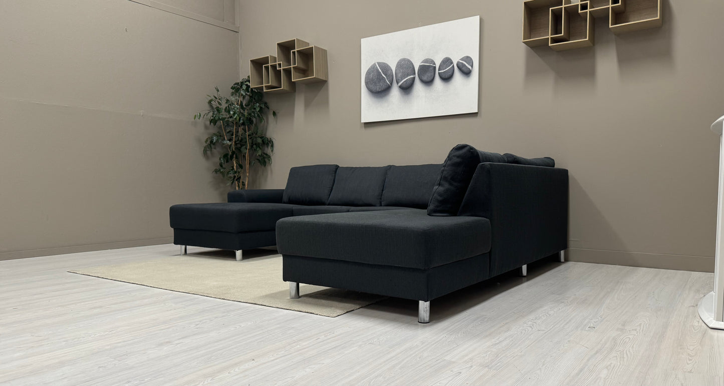 Mørk U- sofa