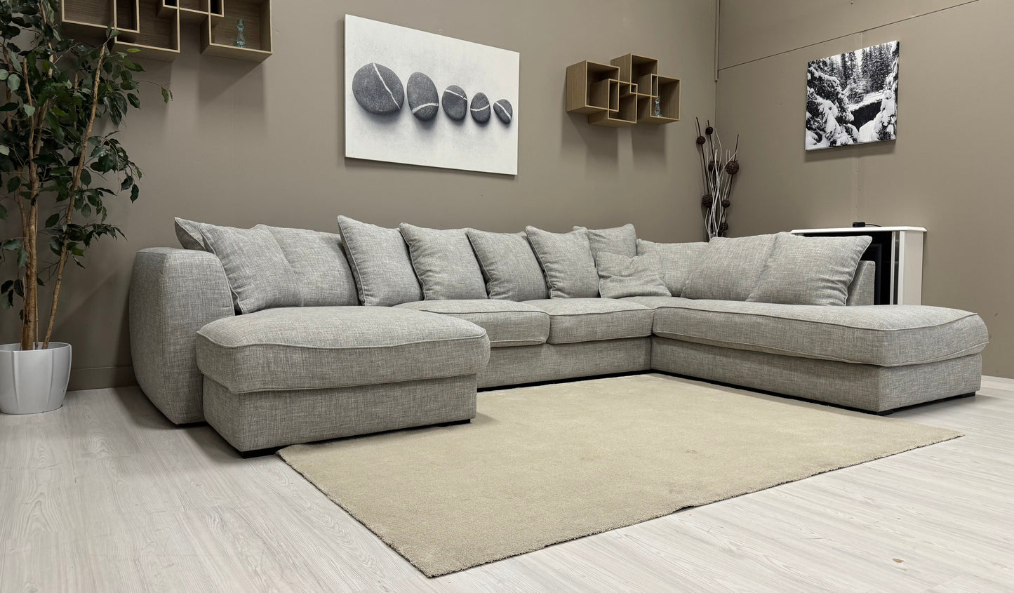 Boston U-Sofa (Reservert frem til 18:30 25. November)